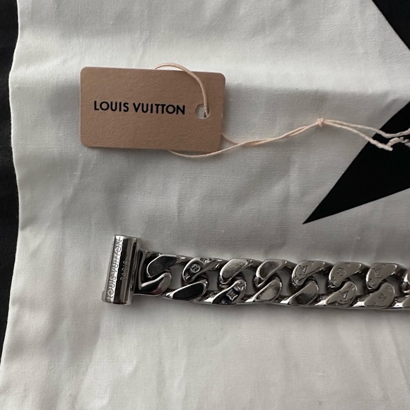 Louis Vuitton Chain Links Bracelet - Picture 3 of 8